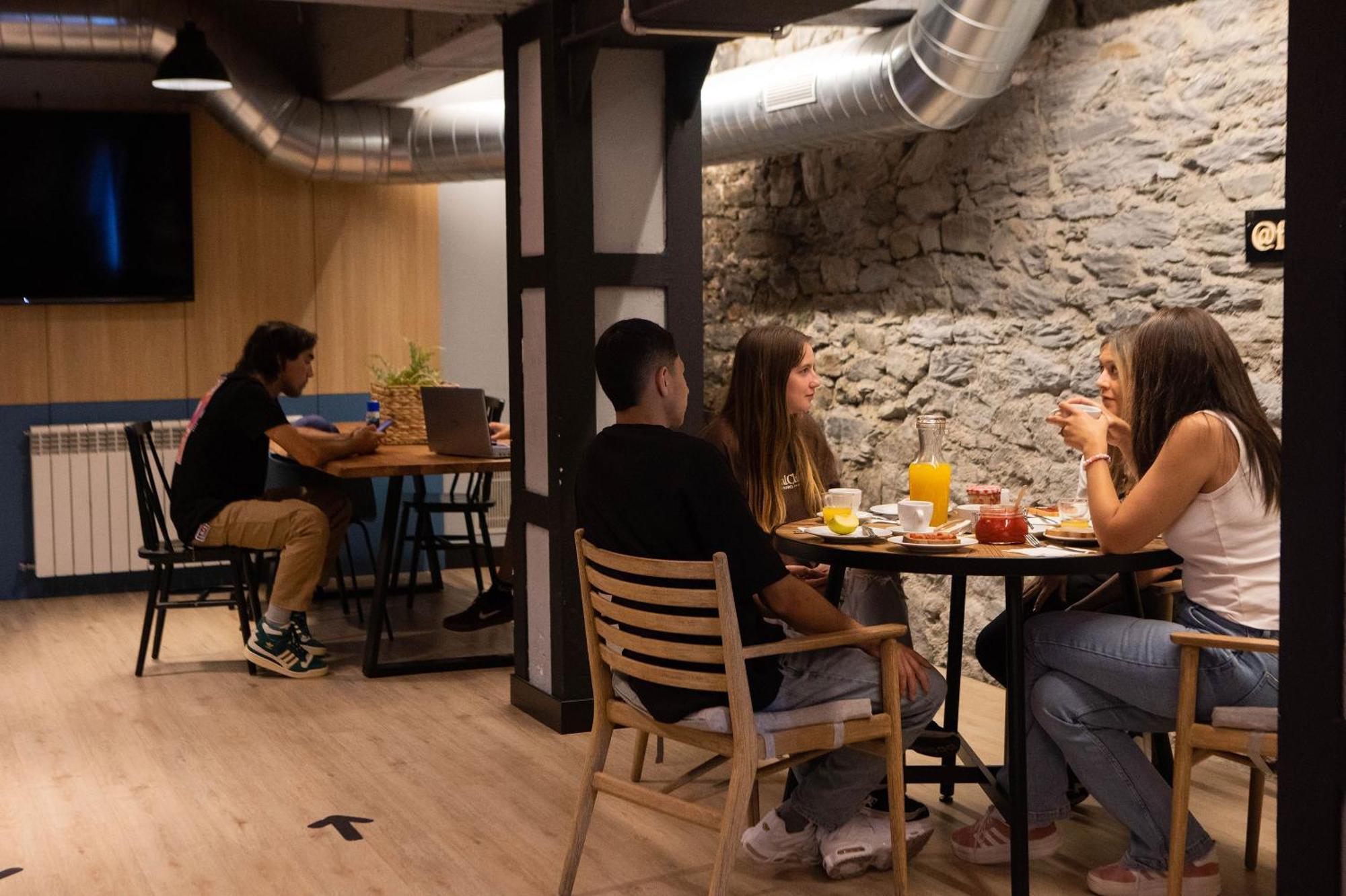 Font Andorra Hostel لا ماسانا المظهر الخارجي الصورة